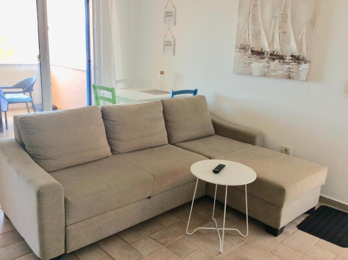 Apartment Tin Pinezići Eksteriør billede